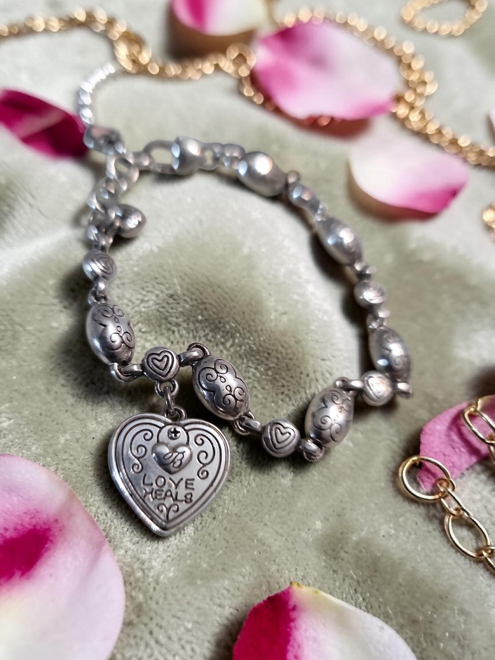 Brighton Love Heals Silver Breast Cancer Awareness Bracelet - Picture 4 of 5